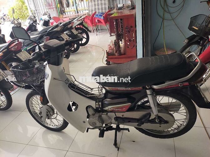 Honda Dream TQ màu Nâu