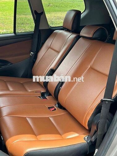 Toyota Innova 2.0 MT số sàn 5 vạn km
