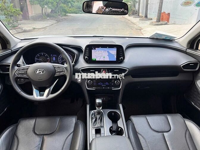 Hyundai Santafe máy dầu model 2021 màu trắng