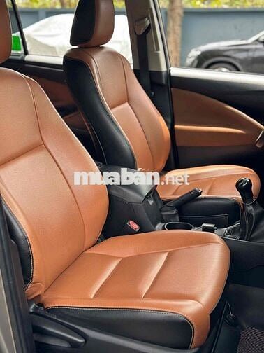 Toyota Innova 2.0 MT số sàn 5 vạn km
