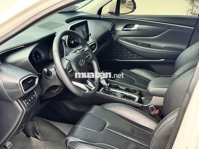 Hyundai Santafe máy dầu model 2021 màu trắng