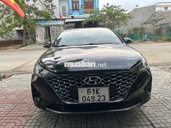 Hyundai Accent 2022 Bản full 94000km Đen