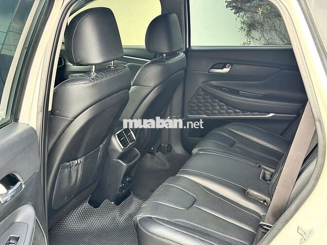 Hyundai Santafe máy dầu model 2021 màu trắng