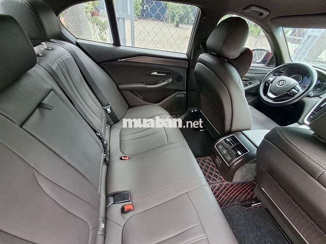 VinFast Lux A 2022 Base 33000 km Đỏ