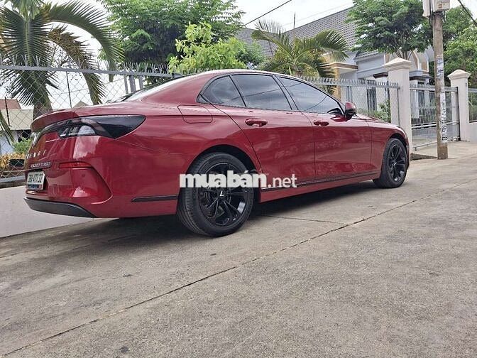 VinFast Lux A 2022 Base 33000 km Đỏ