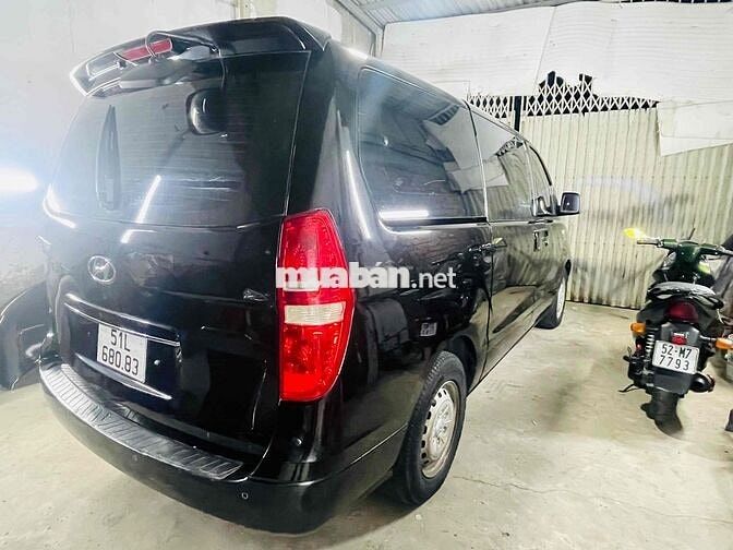 Hyundai Starex 2014 2.5D MT - 170 km
