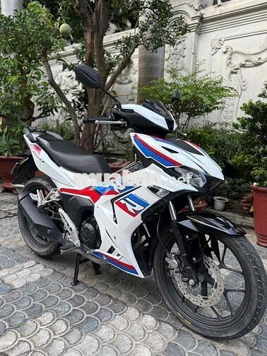 Xe winner x V3 đời 2022 khoá smk bs71 chính chủ
