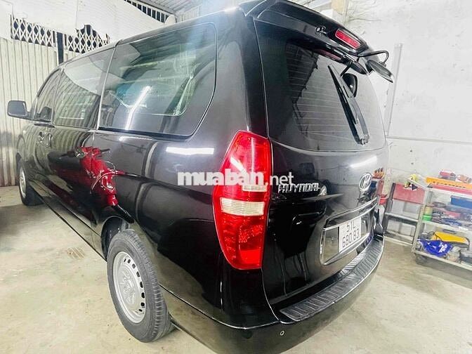 Hyundai Starex 2014 2.5D MT - 170 km