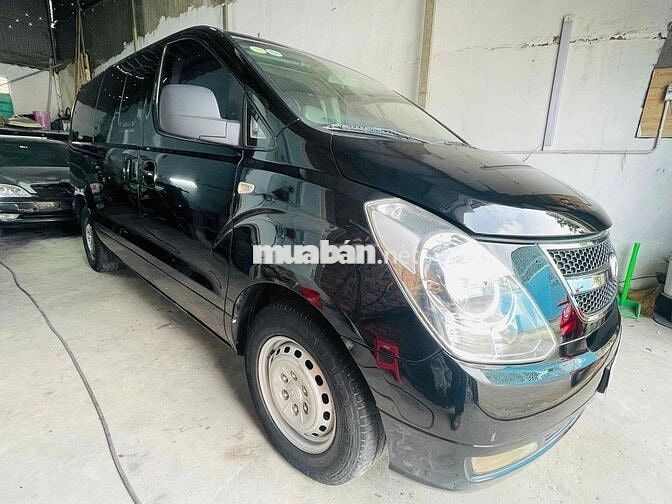 Hyundai Starex 2014 2.5D MT - 170 km