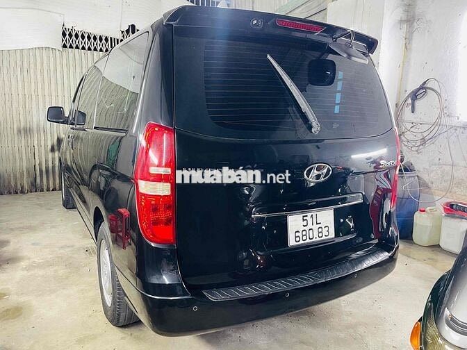 Hyundai Starex 2014 2.5D MT - 170 km