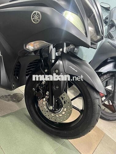 Yamaha NVX Đặc biệt Đen nhám
