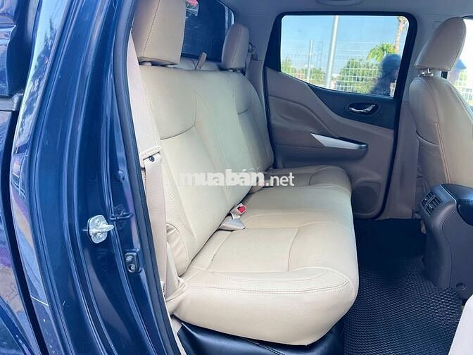 Nissan Navara EL 2.5 AT 2WD 2018 Xanh