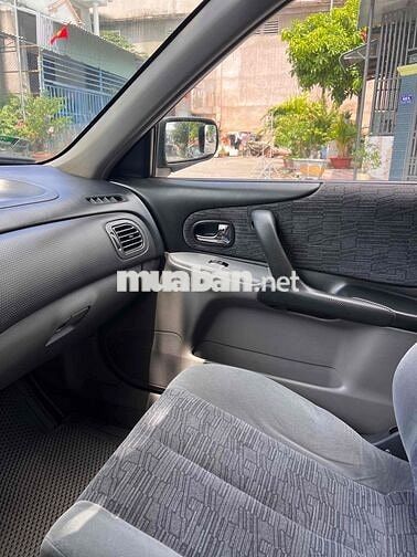 Ford Laser 2002 Deluxe 1.6 Vàng cát Rất Đẹp