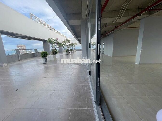 CHO THUÊ MẶT BẰNG DT 487,5 M2 NGAY MONARCHY, TRẦN HƯNG ĐẠO, SƠN TRÀ