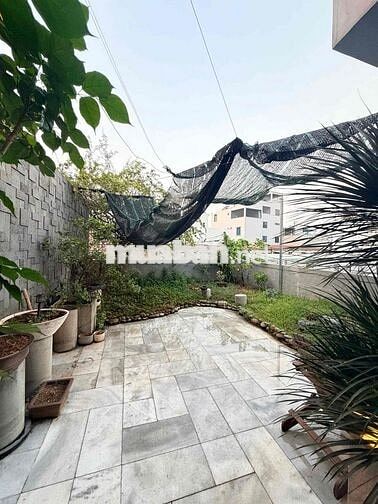 Biệt Thự Cho Thuê Ngay Đường Nguyễn văn khối