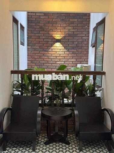 STUDIO | NGUYỄN VĂN THOẠI | 16M