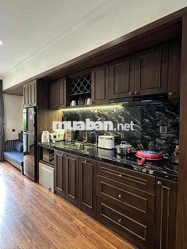 STUDIO | NGUYỄN VĂN THOẠI | 16M