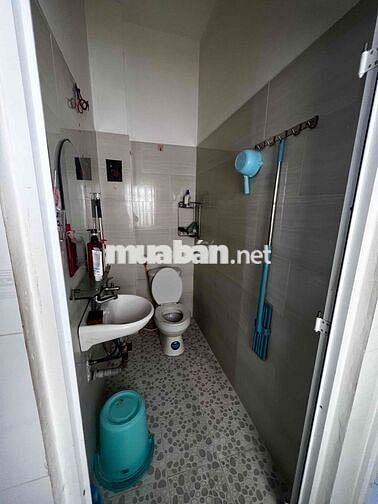 Bán nhà hẻm 460 Trương Công Định