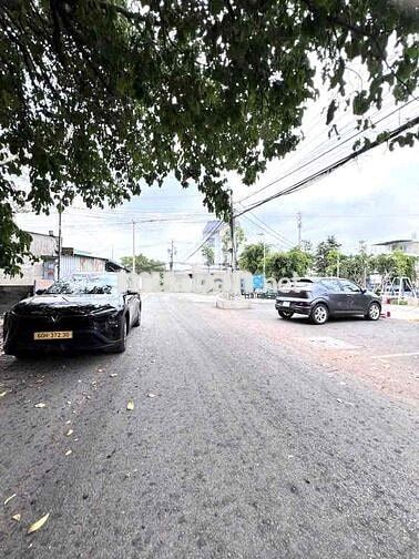 NHÀ 2 TẦNG DĨ AN 202 MẶT TIỀN KINH DOANH SIÊU HẠT DẺ CHỈ