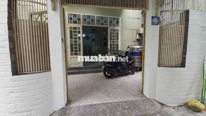 Ngang lớn, nhà chính chủ , cách hẻm oto 50m, hơn 9 tỷ nhà 80m2