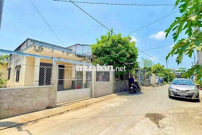 BÁN 222/M2 ĐẤT THỔ CƯ CÓ NHÀ NÁT-LÊ VĂN LƯƠNG-CHỈ 28TR/M2
