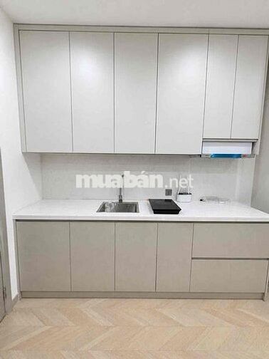 Phòng 35m2, ban công, cửa sổ ngay Phan Đăng Lưu, Phú Nhuận, gần Q1, Q3
