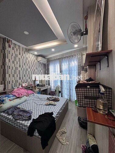 Bán nhà Hẻm 5 m thông , 3 Tầng, Phạm Phú Thứ Q6 -( 3,5x 11m)  