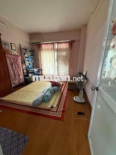 4 tỷ Chung cư Đền Lừ, lô góc sổ đỏ 60m 2PN thang máy tầng cao view đẹp