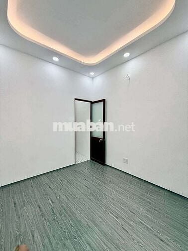 Nhà Mới vào ở liền ngay đường Dương cát lợi giáp Quận 7