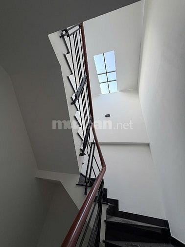 Nhà HXH khu Bàu Cát, 4 tầng mới xây 1 năm. 4x16,5m.Giảm 1 tỷ còn 11,5T