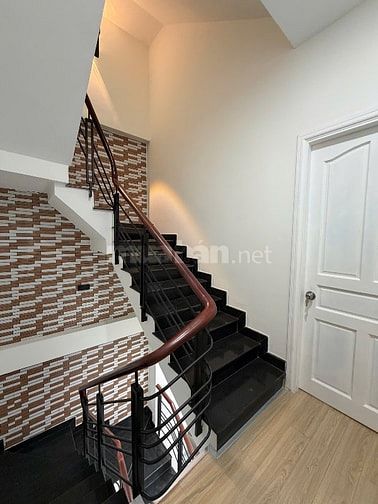 Nhà HXH khu Bàu Cát, 4 tầng mới xây 1 năm. 4x16,5m.Giảm 1 tỷ còn 11,5T