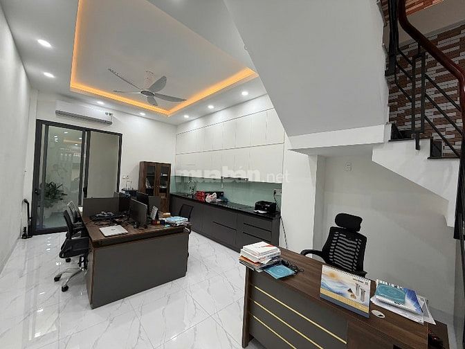 Nhà HXH khu Bàu Cát, 4 tầng mới xây 1 năm. 4x16,5m.Giảm 1 tỷ còn 11,5T