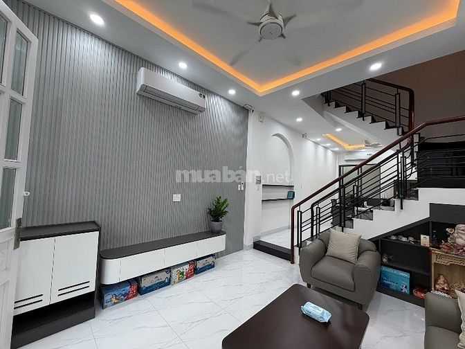 Nhà HXH khu Bàu Cát, 4 tầng mới xây 1 năm. 4x16,5m.Giảm 1 tỷ còn 11,5T