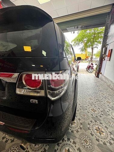 Toyota Fortuner 2016 Đen số sàn. máy dầu