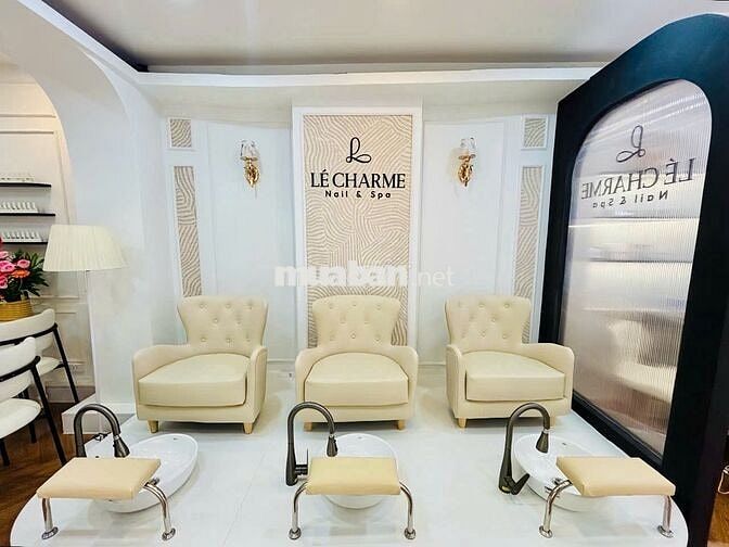 TUYỂN DỤNG GIÁO VIÊN DẠY NAIL
