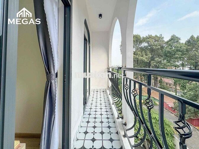 Cho thuê căn hộ studio + ban công rộng 40m2 Full nội thất cao cấp