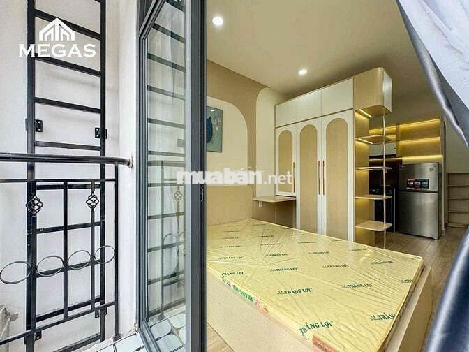 Cho thuê căn hộ studio + ban công rộng 40m2 Full nội thất cao cấp