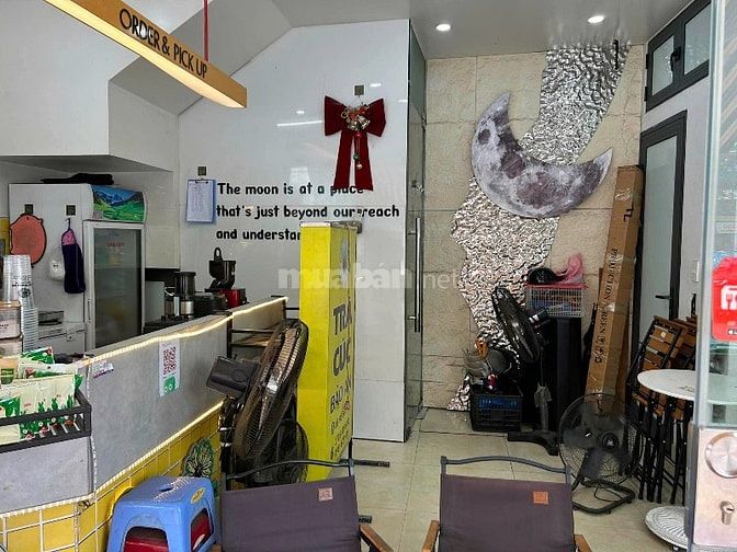 Cho thuê tầng 1 nhà số 89 Hồ Sen, phường Lê Chân, Hải Phòng.