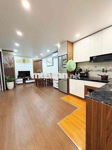 Tập thể Lương Đình Của, lô góc, ô tô tránh, 140m2, 4 ngủ full nội thất