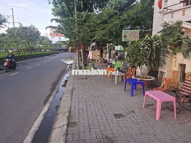 Bận Việc nên Sang nhượng Mặt bằng Ngang 12m