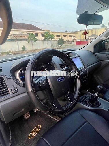 Ford Ranger 2015 Trắng Số sàn