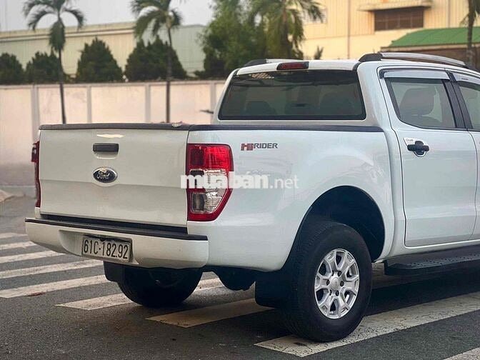 Ford Ranger 2015 Trắng Số sàn
