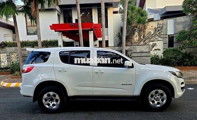 Chevrolet Trailblazer 2018 Trắng MT