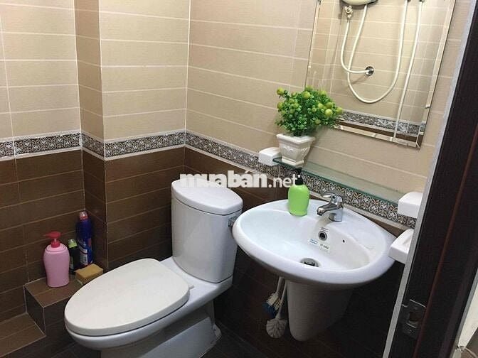 Cho thuê nhà ngã tư PN, Phan Đăng Lưu, phường 3 (Đức Nhuận), TP.HCM