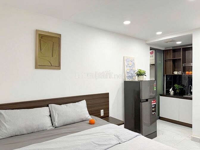 STUDIO BAN CÔNG NGAY CẦU BÔNG, CHỢ BÀ CHIỄU, FULL NT THANG MÁY TIVI