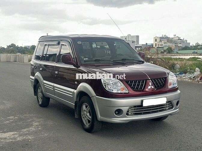Mitsubishi Jolie SUV Đỏ đô