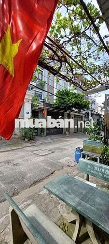 BÁN 2 CĂN NHÀ CẤP 4 MẶT TIỀN ĐƯỜNG TRUNG MỸ TÂY 1