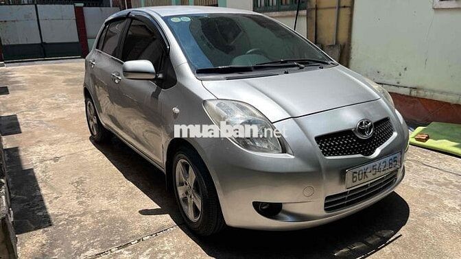 TOYOTA YARIS NHẬP NHẬT SỐ TỰ ĐỘNG 5 CHỖ