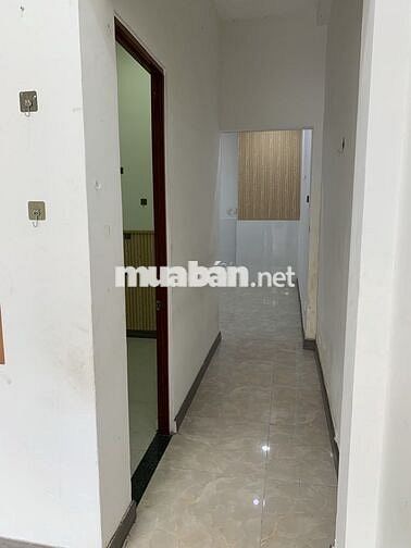 BÁN NHÀ TAM CHÂU NGANG 5M BỀ THẾ HẺM XE TẢI TRÁNH CÁCH MT 10M - DT68m2