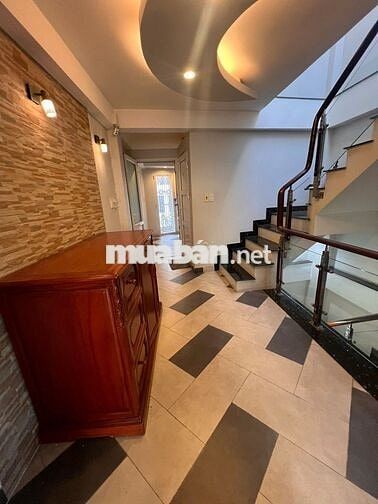 HXT Hòa Hảo, Q.10, 4x15, 1 Trệt 2 Lầu Sân Thượng, 8PN 4WC
